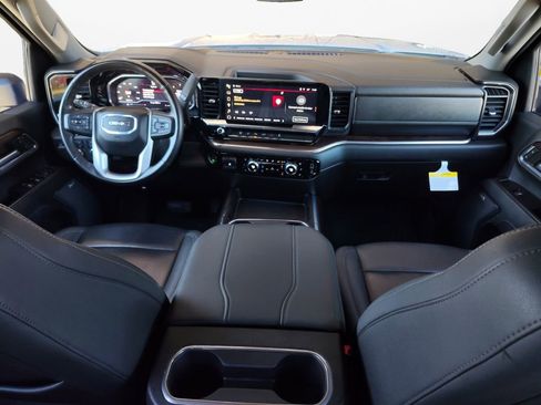 Used 2024 GMC Sierra 2500 SLT w/ Texas SLT Premium Package image 3