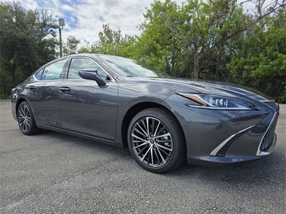 New 2025 Lexus ES 350 w/ Premium Package