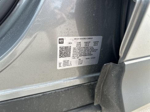 Used 2025 Buick Envista Preferred w/ Convenience I Package FWD image 32