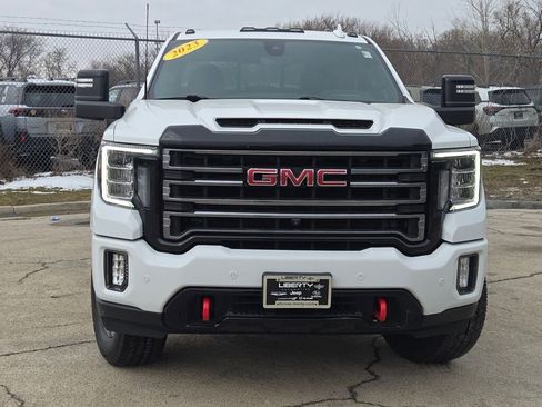 Used 2023 GMC Sierra 3500 AT4 w/ AT4 Preferred Package AWD/4WD image 4