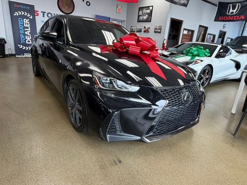Used 2020 Lexus IS 350 F Sport w/ Blackline Edition AWD/4WD image 3