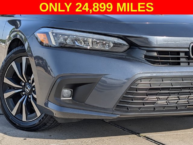 Used 2024 Honda Civic EX image 3