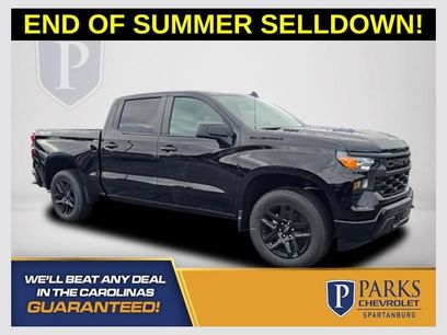 New 2026 Chevrolet Silverado 1500 Custom w/ LPO, Dark Essentials Package