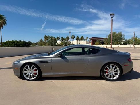 Used 2005 Aston Martin DB9 Coupe RWD image 21