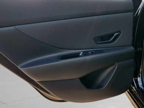 New 2026 Hyundai Elantra SEL Sport Premium FWD image 7