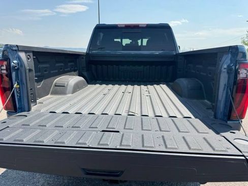 Used 2026 GMC Sierra 3500 Denali AWD/4WD image 27