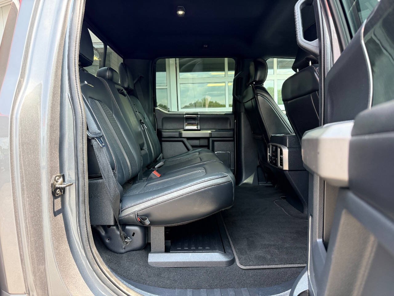 Used 2022 Ford F350 Platinum AWD/4WD image 42