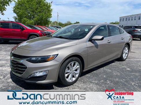 Used 2024 Chevrolet Malibu LT FWD image 1