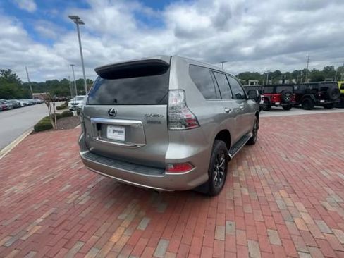 Used 2021 Lexus GX 460 Premium w/ Premium Package AWD/4WD image 2