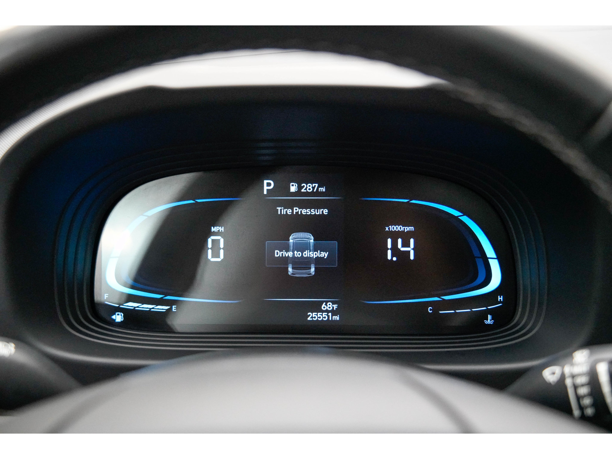 Used 2025 Hyundai Venue SEL FWD image 26