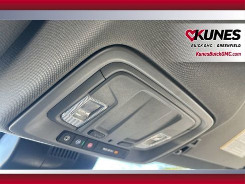 Used 2025 GMC Sierra 1500 SLT image 27