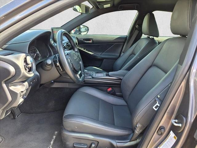 Used 2025 Lexus IS 300 F Sport w/ Accessory Package 2 RWD image 15