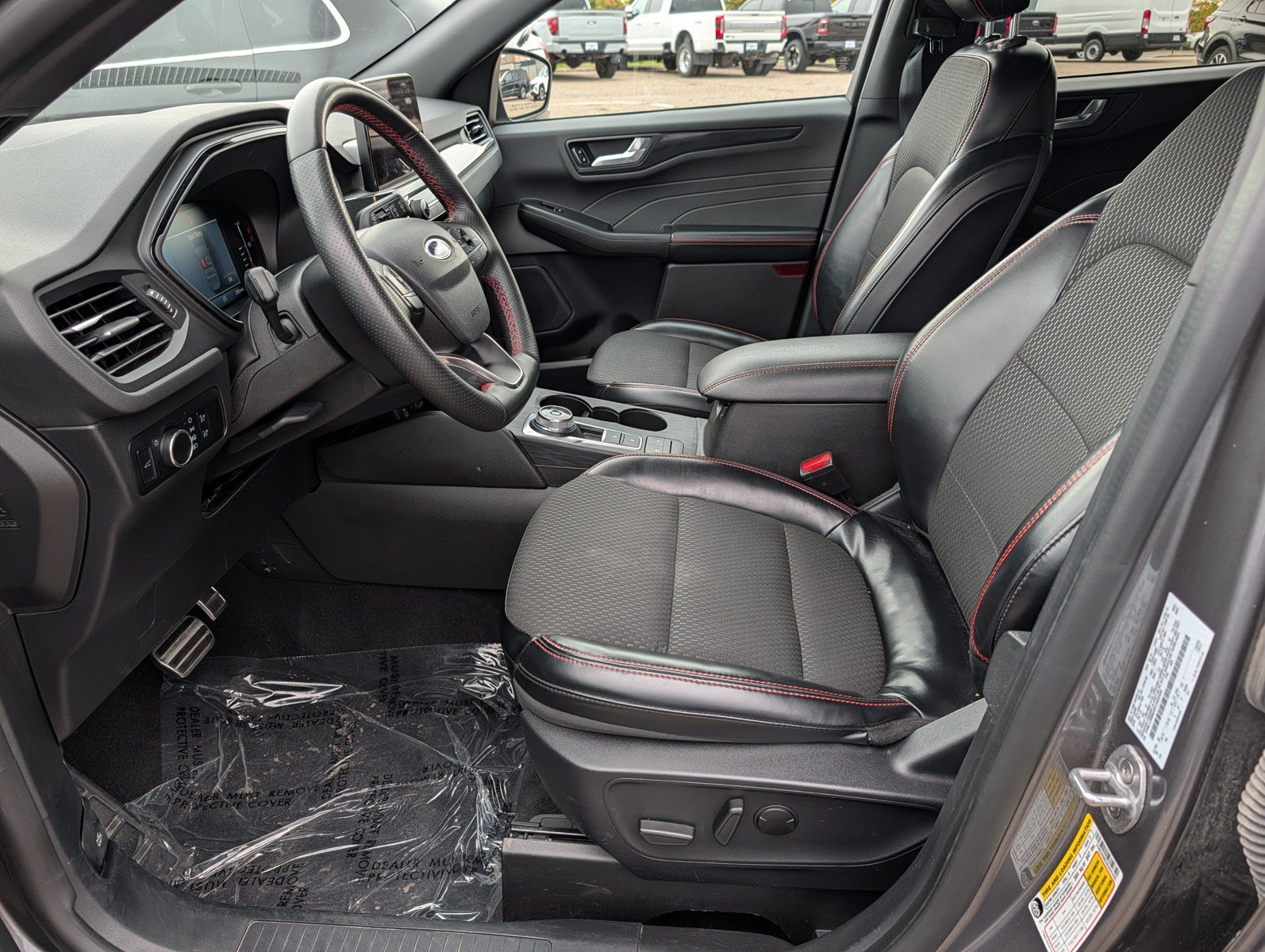 Used 2024 Ford Escape ST-Line AWD/4WD image 12