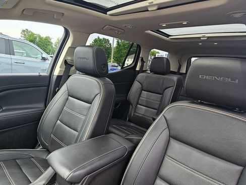 Used 2022 GMC Acadia Denali w/ GMC Pro Grade Package AWD/4WD image 26