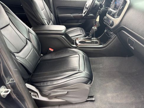 Used 2019 GMC Canyon SLE w/ Elevation Edition image 19