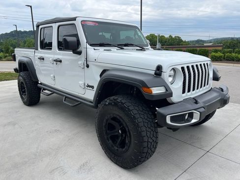 Used 2023 Jeep Gladiator Sport AWD/4WD image 29