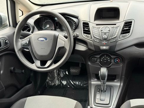 Used 2017 Ford Fiesta S image 22