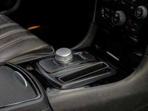 Used 2022 Chrysler 300 S RWD image 33
