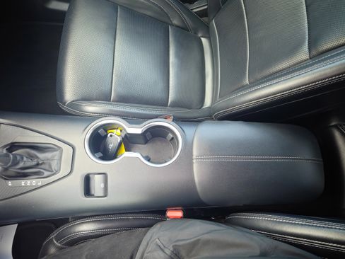 Used 2024 Ford Mustang Premium RWD image 17