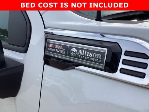 New 2025 GMC Sierra 2500 Pro w/ Convenience Package image 11