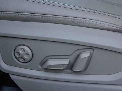 Used 2022 Audi Q5 2.0T Premium w/ Convenience Package image 20