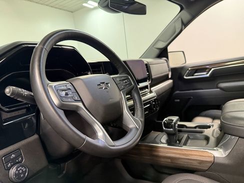 Used 2025 Chevrolet Silverado 1500 RST w/ Convenience Package II image 69