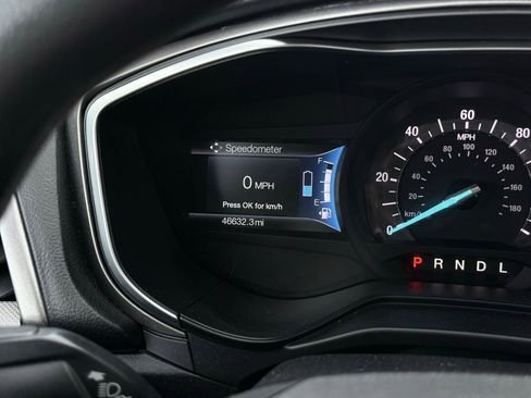 Used 2019 Ford Fusion SE FWD image 30
