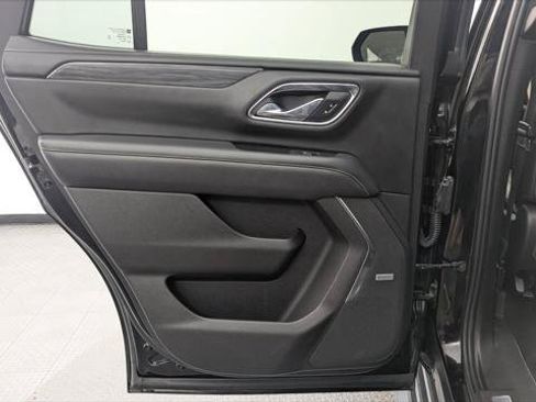 Used 2021 GMC Yukon SLT RWD image 16