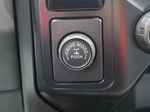 New 2026 Ford F250 XL w/ XL Chrome Package image 18