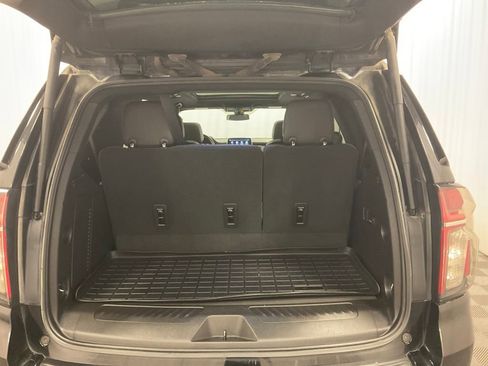 Used 2021 Chevrolet Tahoe LT w/ Luxury Package AWD/4WD image 5