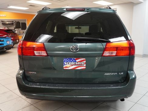 Used 2004 Toyota Sienna FWD image 10