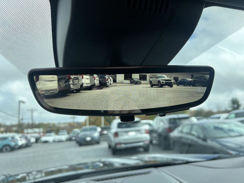 Used 2023 GMC Yukon Denali Ultimate image 29