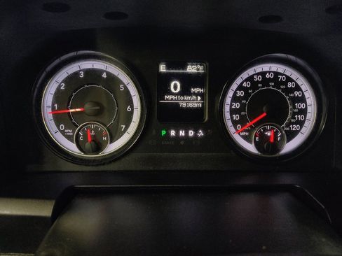 Used 2022 RAM 1500 Classic SLT RWD image 23