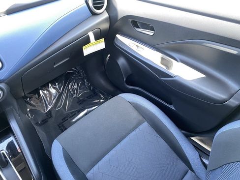 Certified 2025 Nissan Versa SV w/ Trunk Package FWD image 18
