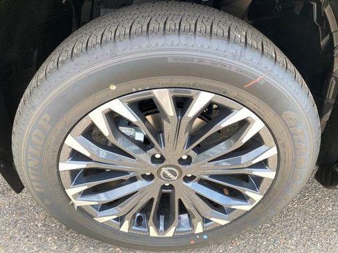 New 2026 Nissan Rogue Platinum image 29