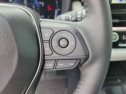 New 2026 Toyota Corolla Cross LE FWD image 20