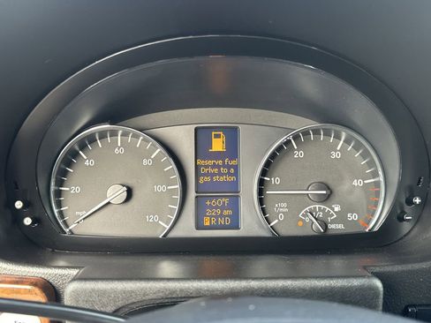 Used 2017 Mercedes-Benz Sprinter 2500 image 13