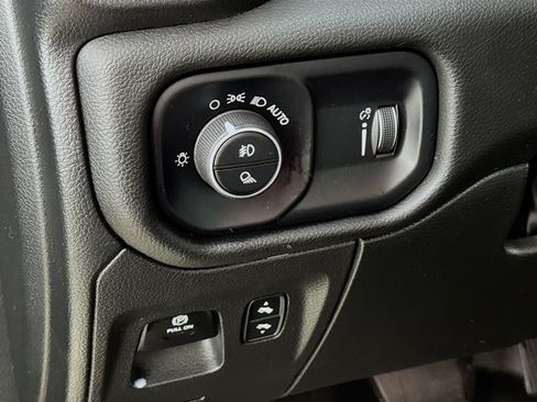 Used 2023 RAM 1500 Big Horn image 13