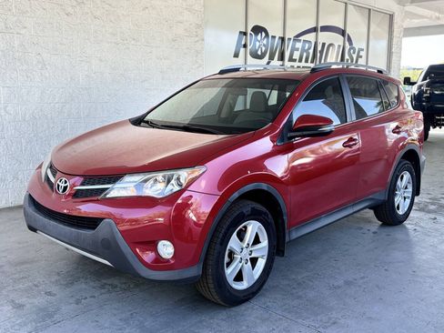 Used 2013 Toyota RAV4 XLE AWD/4WD image 4