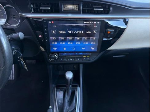 Used 2014 Toyota Corolla LE FWD image 16