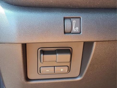 New 2026 Chevrolet Colorado W/T w/ WT Custom Package AWD/4WD image 12