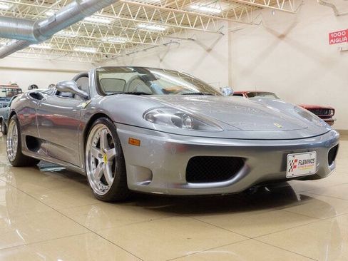 Used 2004 Ferrari 360 Spider RWD image 32
