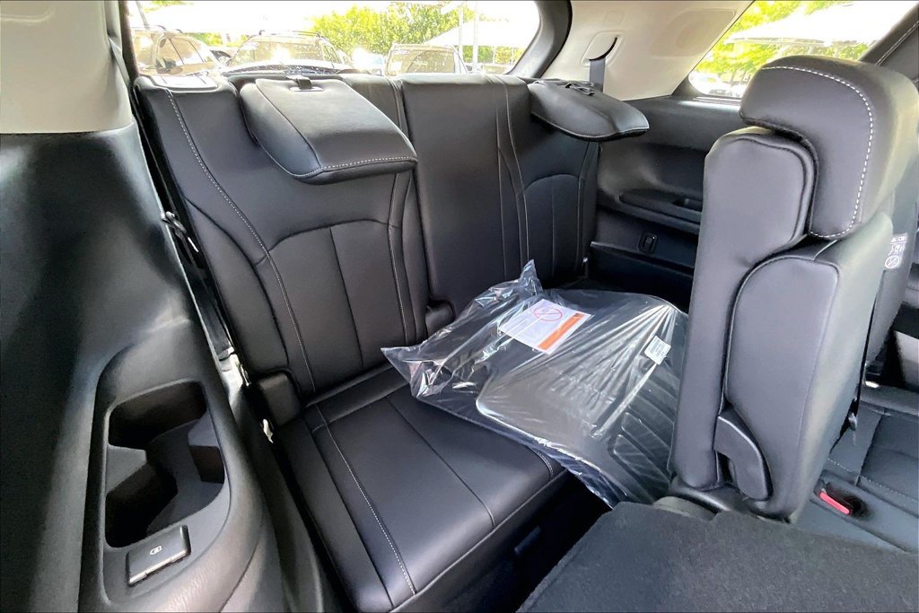 New 2027 INFINITI QX60 Luxe FWD image 14