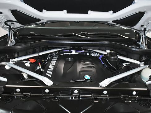 Used 2026 BMW X7 xDrive40i image 95