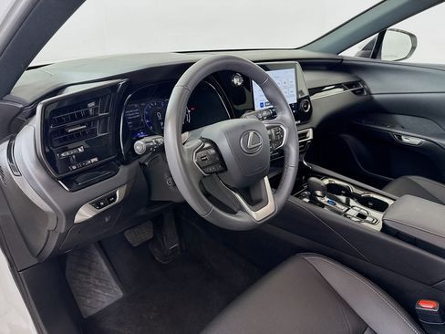 Certified 2024 Lexus RX 350 AWD w/ Accessory Package (K3) image 9