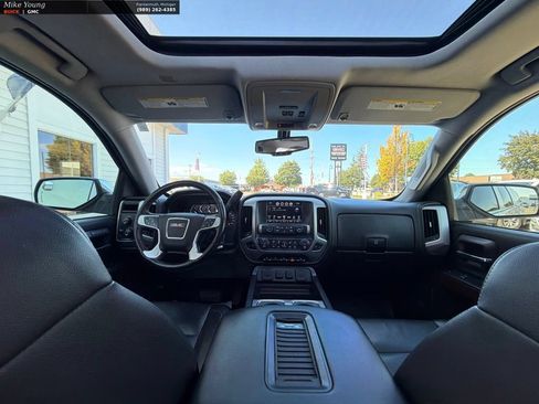 Used 2017 GMC Sierra 1500 SLT w/ SLT Preferred Package AWD/4WD image 23
