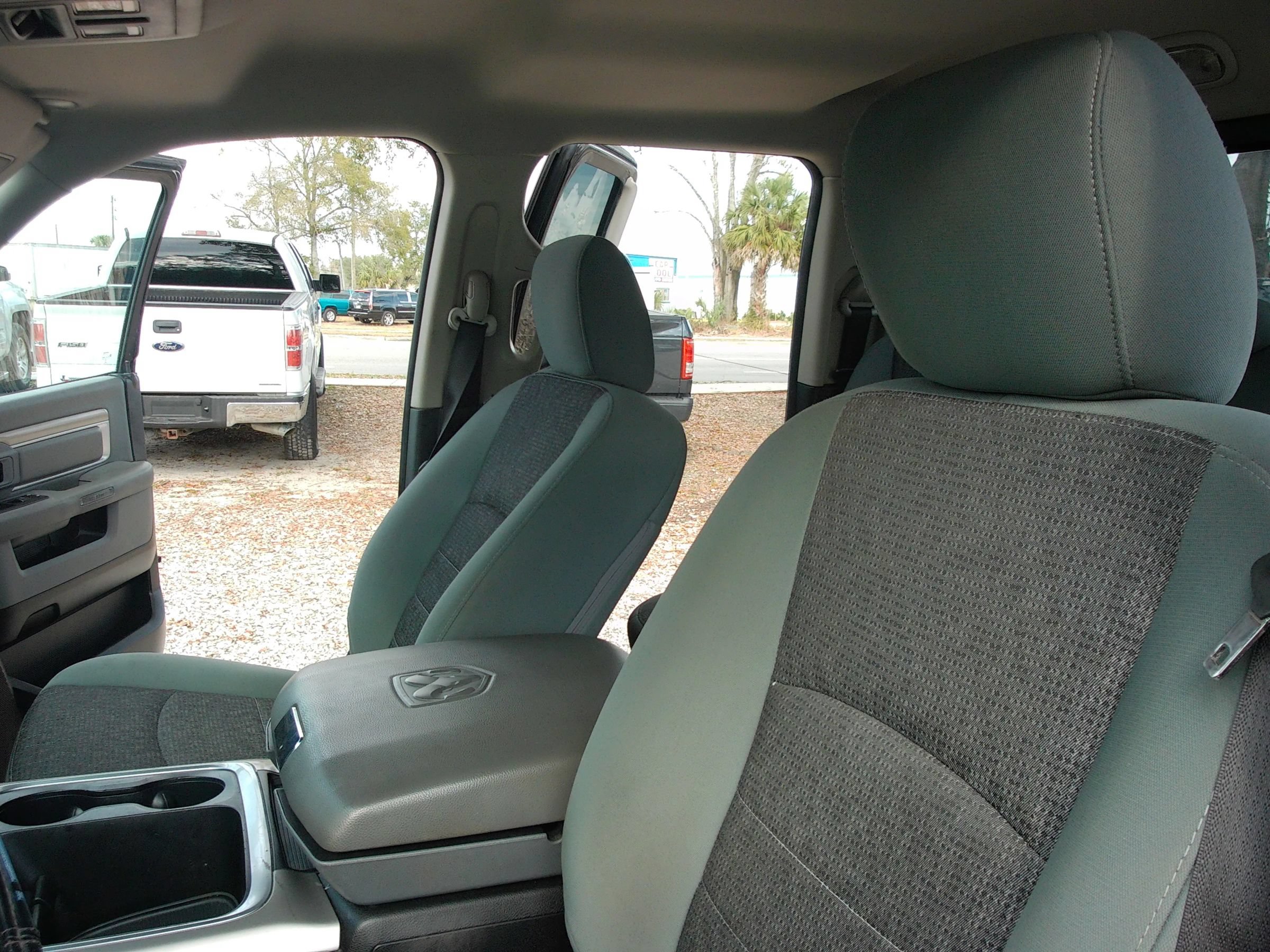 Used 2016 RAM 1500 Lone Star RWD image 15