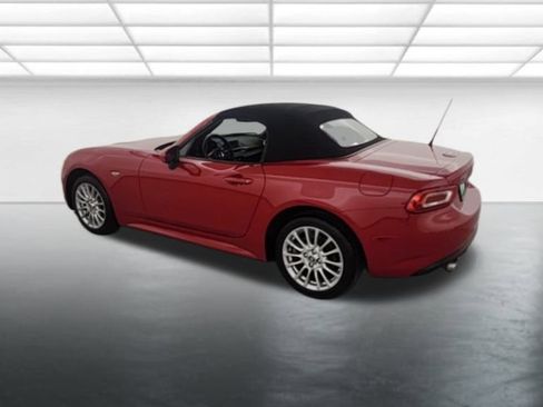 Used 2018 FIAT 124 Spider Classica image 6