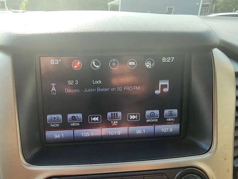 Used 2016 GMC Yukon XL Denali w/ Open Road Package AWD/4WD image 26