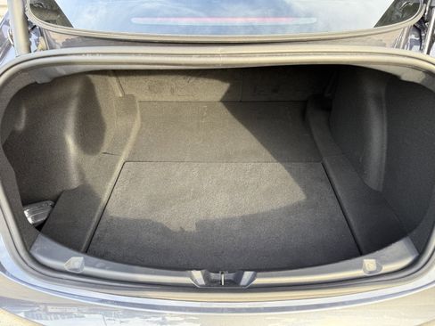 Used 2023 Tesla Model 3 Standard Range image 18